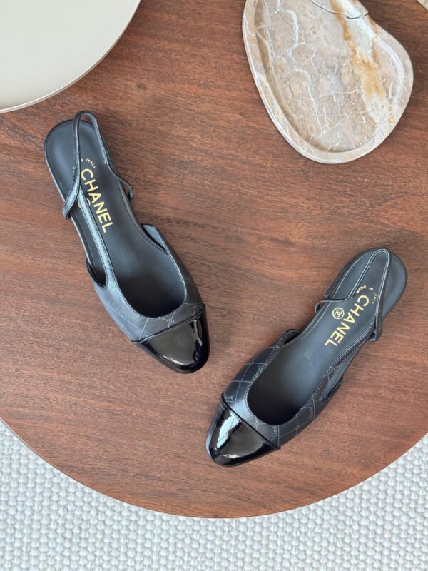 Chanel Flat Slipingback - Image 2