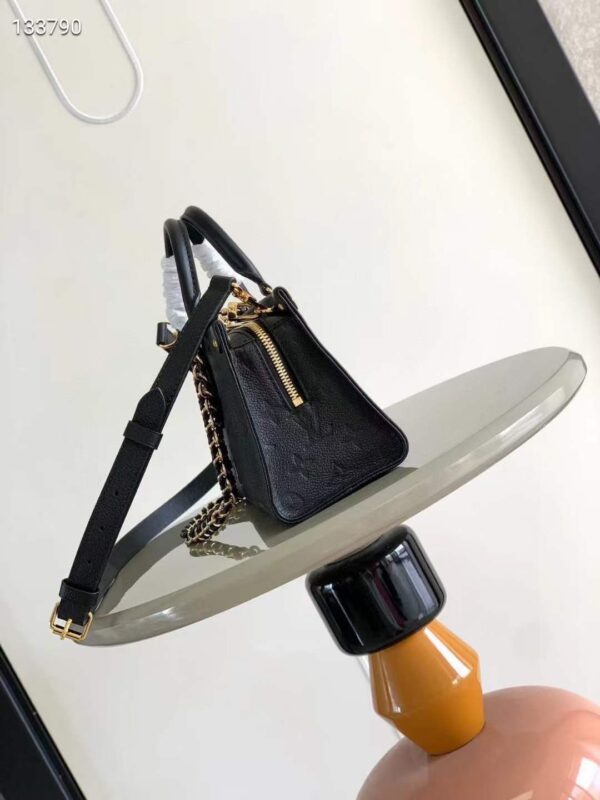 LV Onthego Bag 26 CM - Image 3