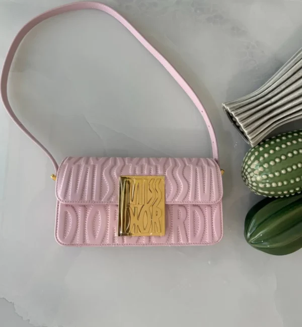 Miss Dior Bag 22 cm - Image 5