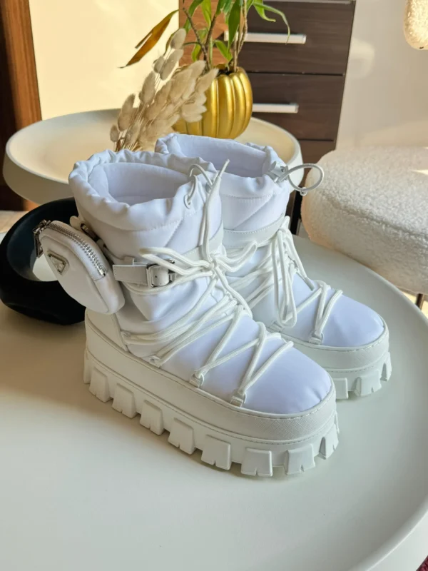 Prada Platform snow boots Short - Image 2