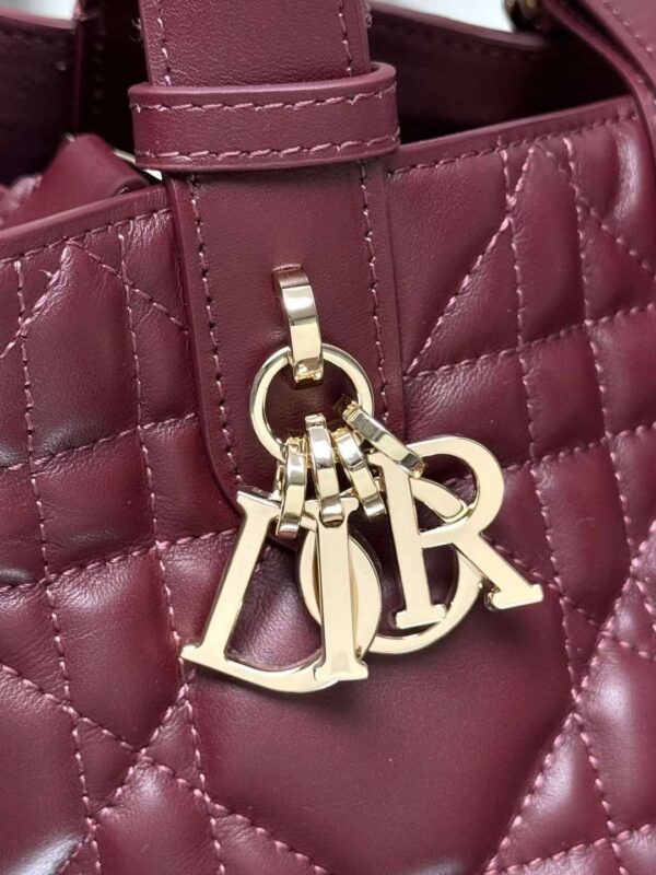 Dior Toujours Bag 23 cm - Image 3