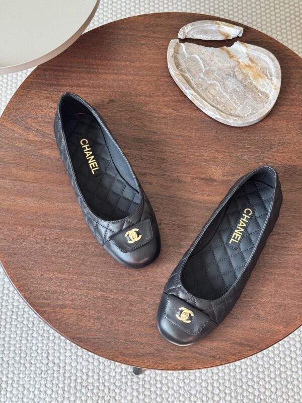 Chanel Ballerina - Image 2