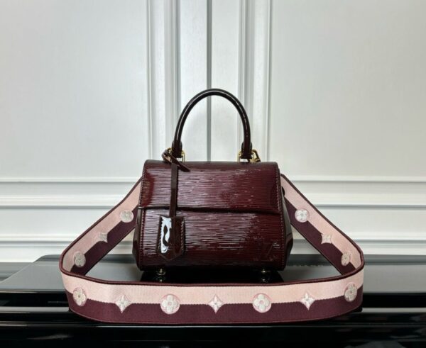 LV Cluny Mini 20 cm (Maroon)