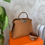 Fendi Peekapoo 27 cm - 07