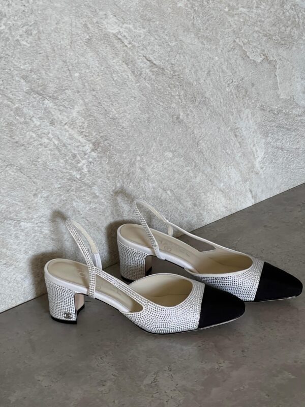 Chanel Slingback heels - Image 4