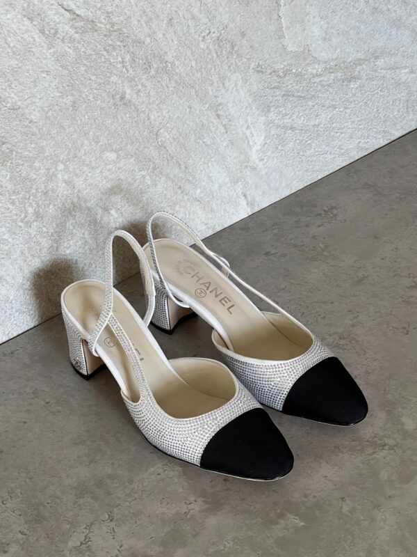 Chanel Slingback heels - Image 5