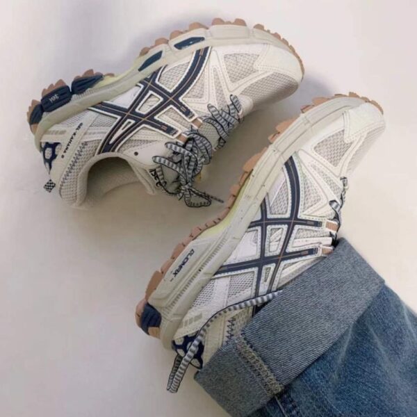 ASICS Gel-Kahana 8 'Glacier Grey Grand Shark - Image 3