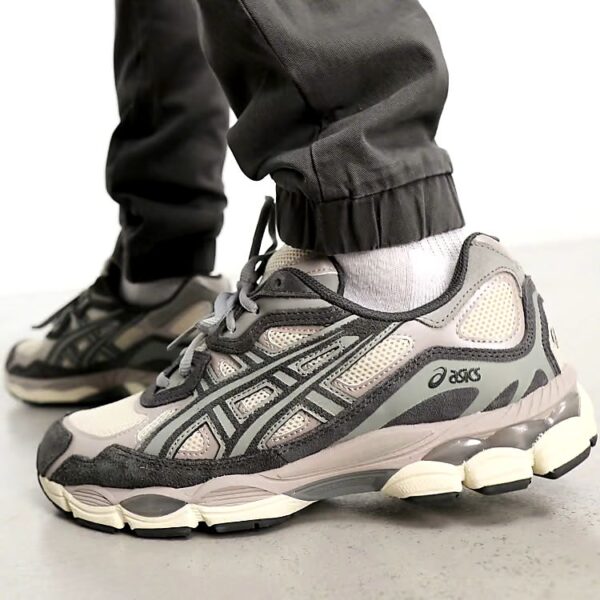 ASICS NYC ‘Black green’